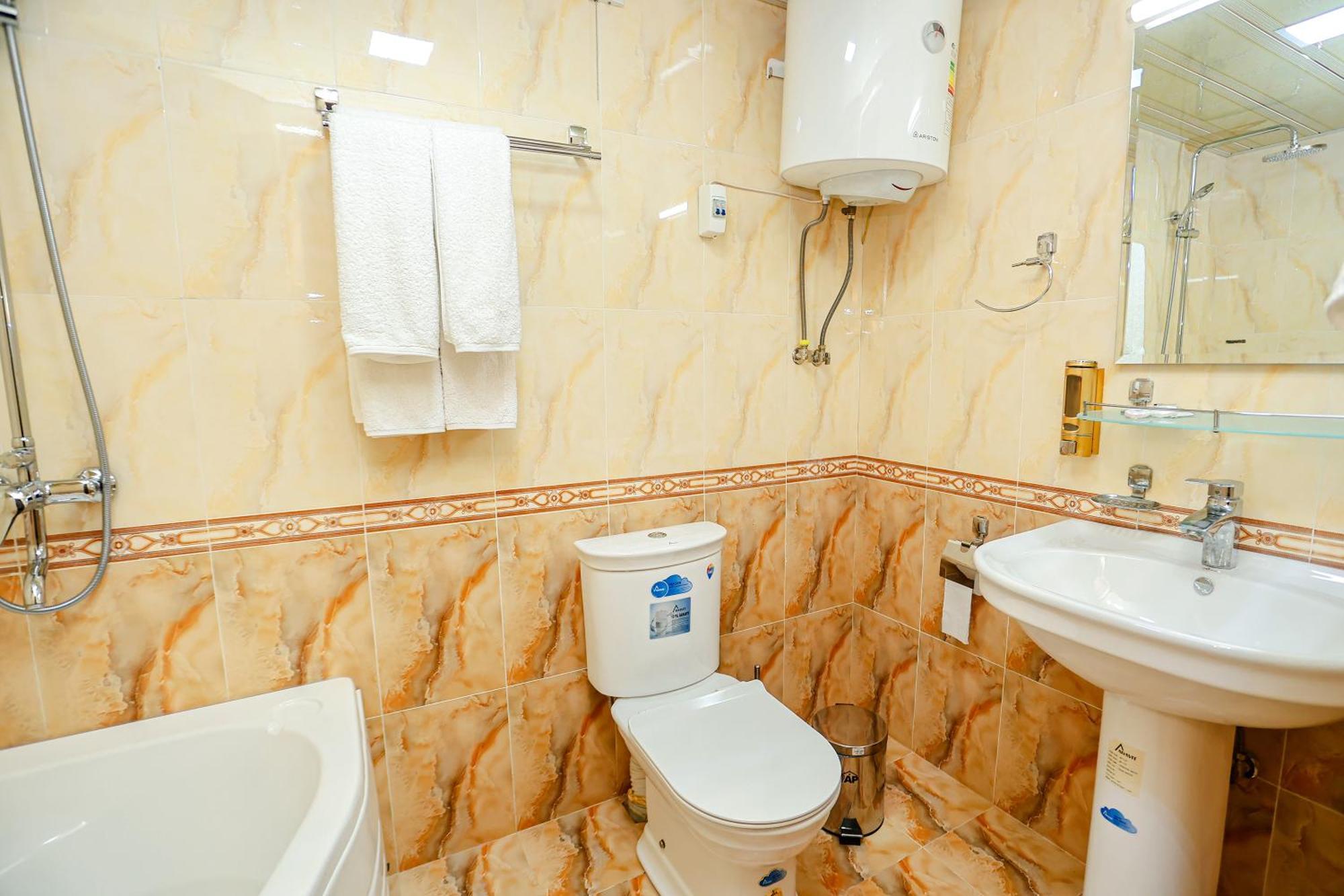 Hotel Yangi Sharq Samarcanda Exterior foto