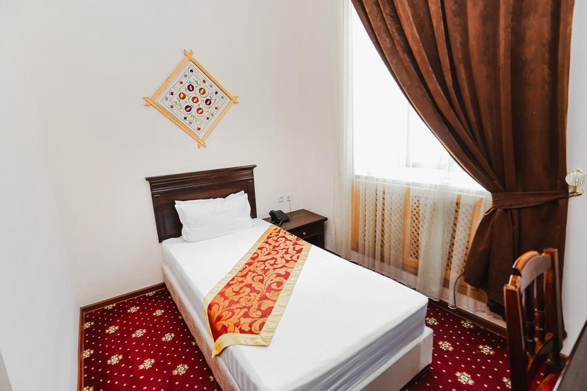 Hotel Yangi Sharq Samarcanda Exterior foto