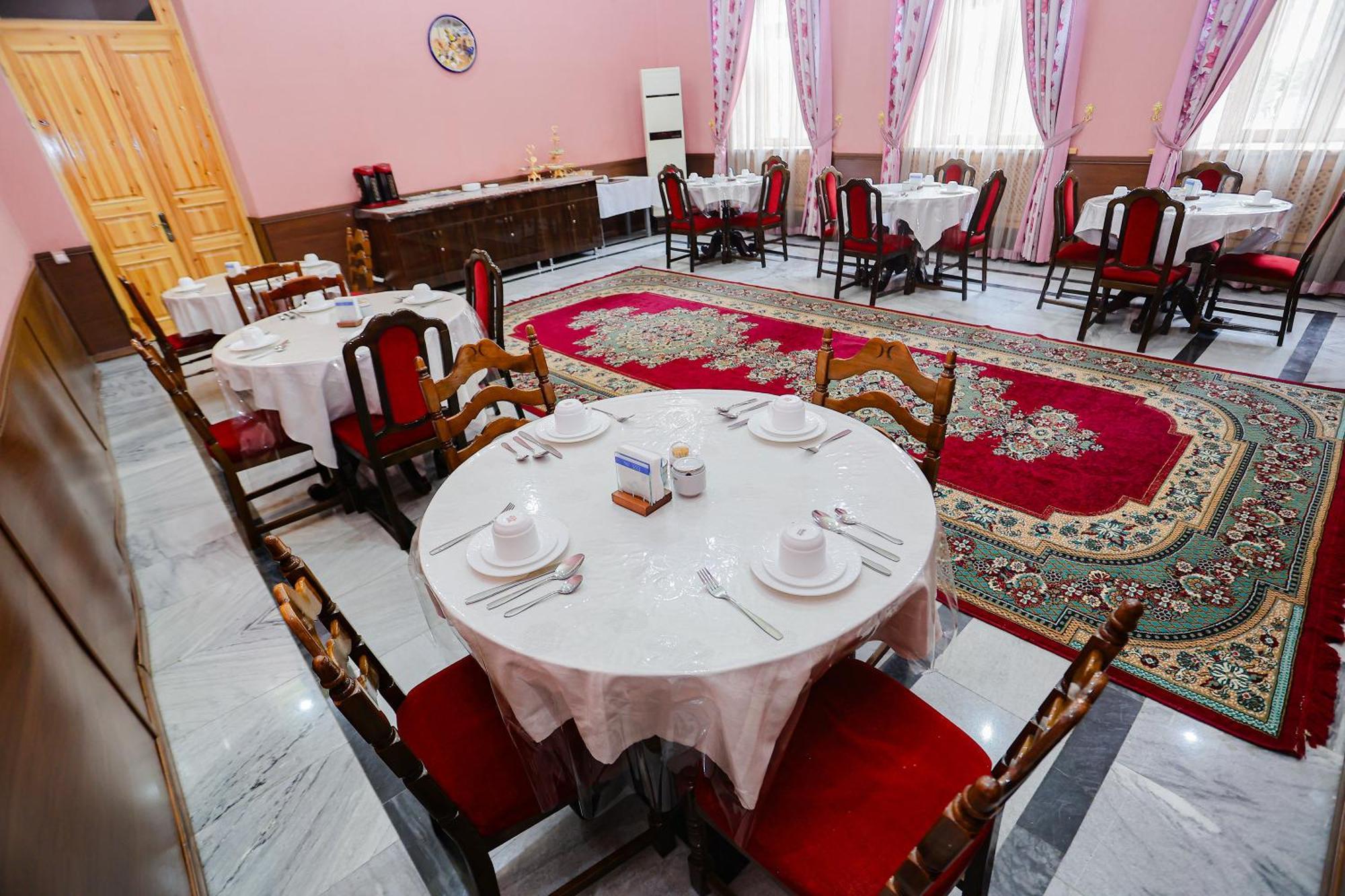 Hotel Yangi Sharq Samarcanda Exterior foto